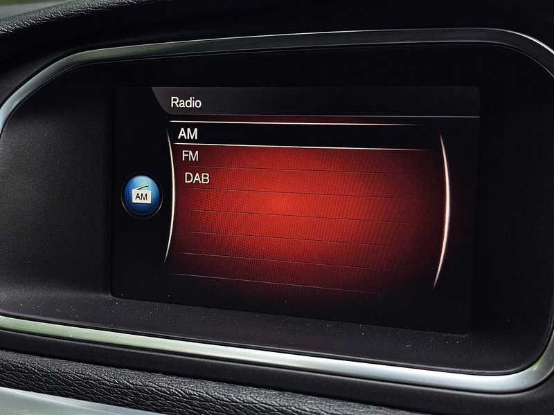Volvo V40 D3 Inscription - U1534