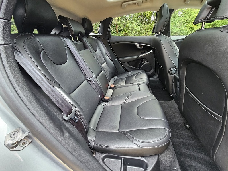 Volvo V40 D3 Inscription - U1534