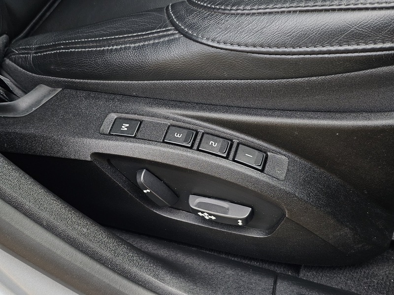 Volvo V40 D3 Inscription - U1534