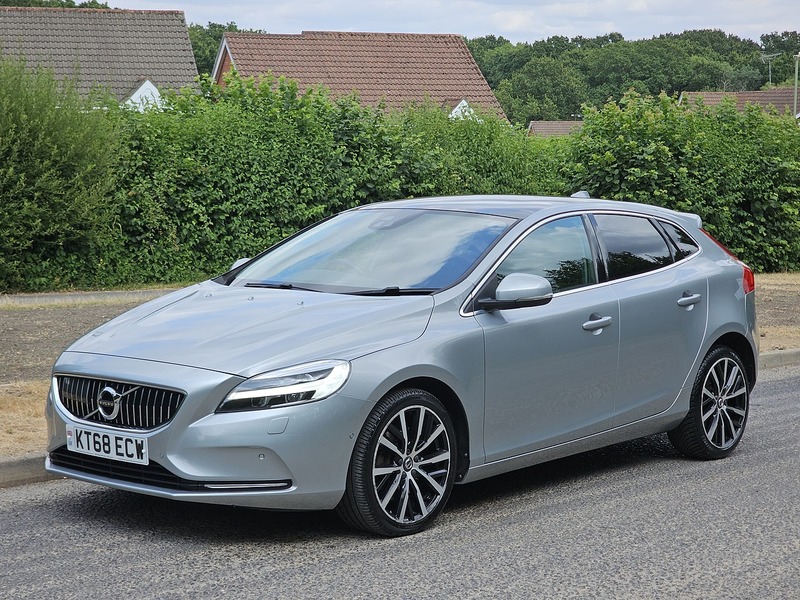 Volvo V40 D3 Inscription - U1534