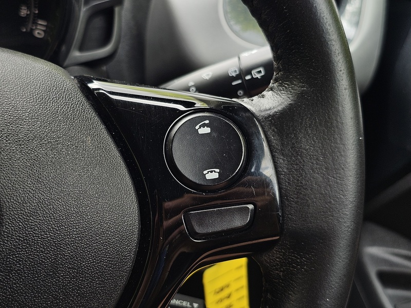 Toyota AYGO VVT-i x-trend - U1539