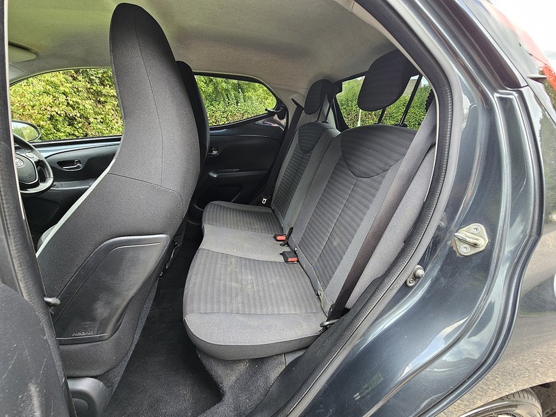 Toyota AYGO VVT-i x-trend - U1539