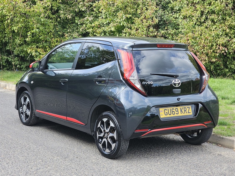 Toyota AYGO VVT-i x-trend - U1539