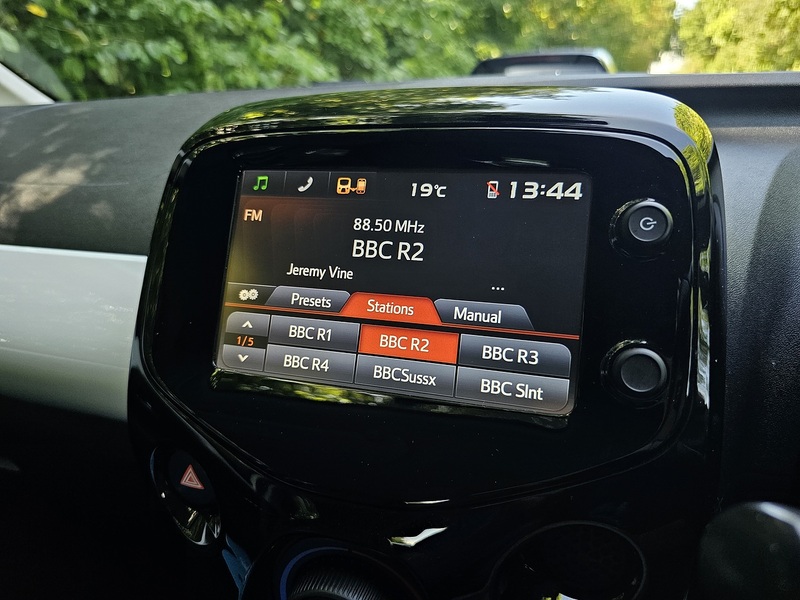 Toyota AYGO VVT-i x-pression - U1550