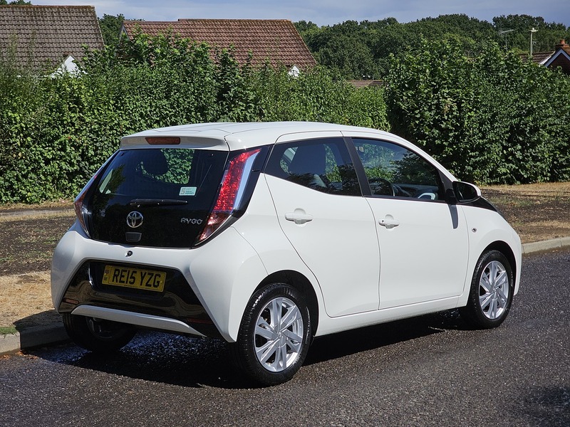 Toyota AYGO VVT-i x-pression - U1550