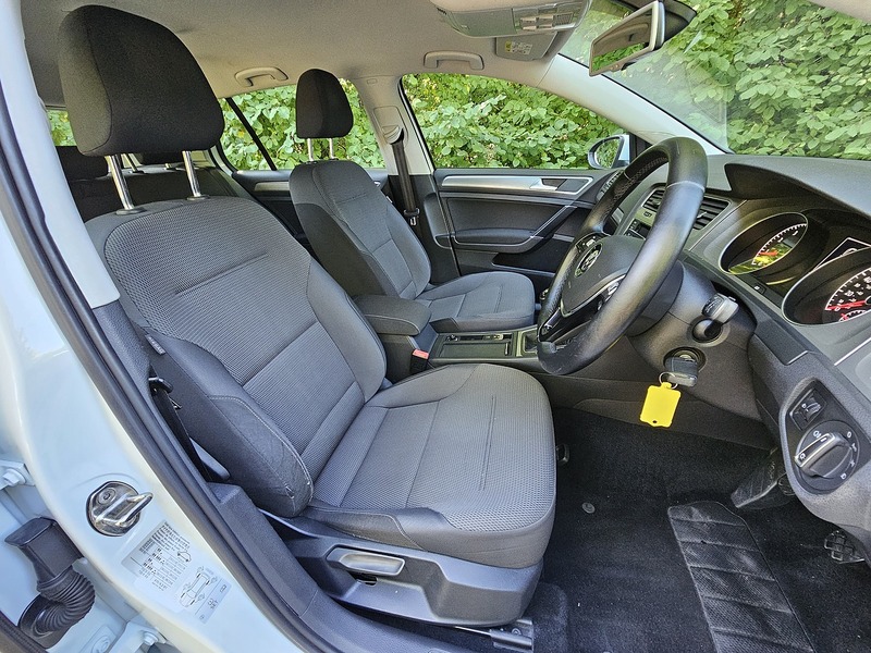 Volkswagen Golf TSI BlueMotion Tech SE - U1577