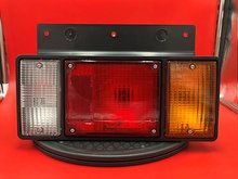 LAMP ASM RR COMB R/H Image 3