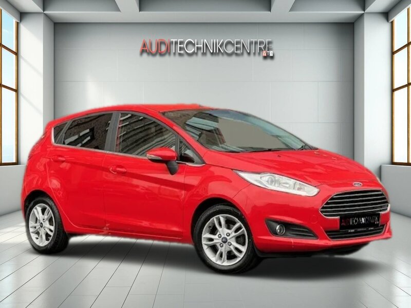 1.25 Zetec Hatchback 5dr Petrol Manual Euro 6 (82 ps)