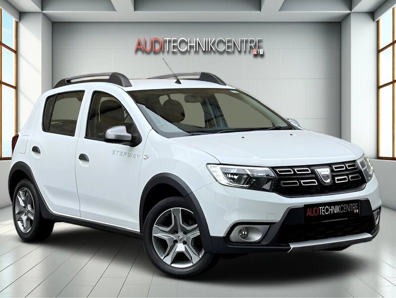 0.9 TCe Laureate Hatchback 5dr Petrol Manual Euro 6 (s/s) (90 ps)