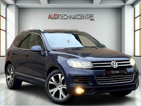 3.0 TDI V6 BlueMotion Tech R-Line SUV 5dr Diesel Tiptronic 4WD Euro 5 (s/s) (245 ps)