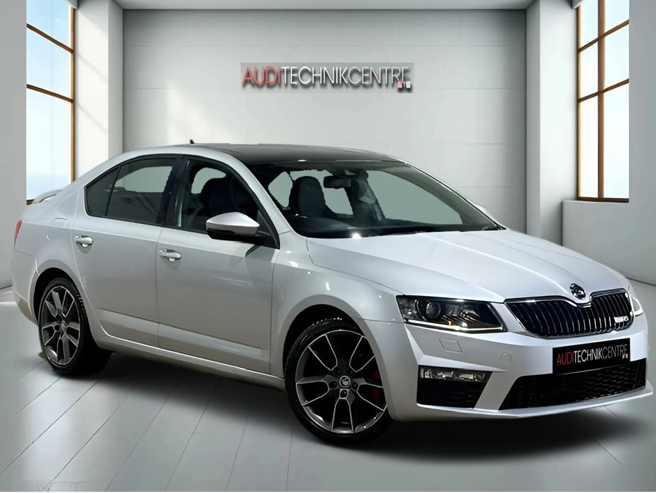 Skoda 2.0 TDI vRS Hatchback 5dr Diesel Manual Euro 6 (s/s) (SNav) (184 ps)