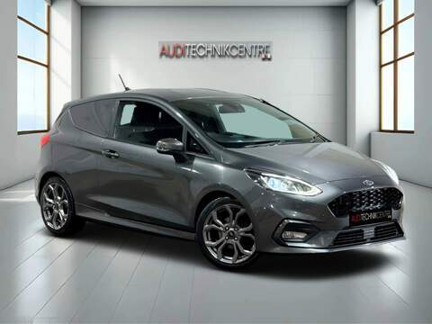 1.0T EcoBoost Sport Car Derived Van 3dr Petrol Manual Euro 6 (s/s) (125 ps)