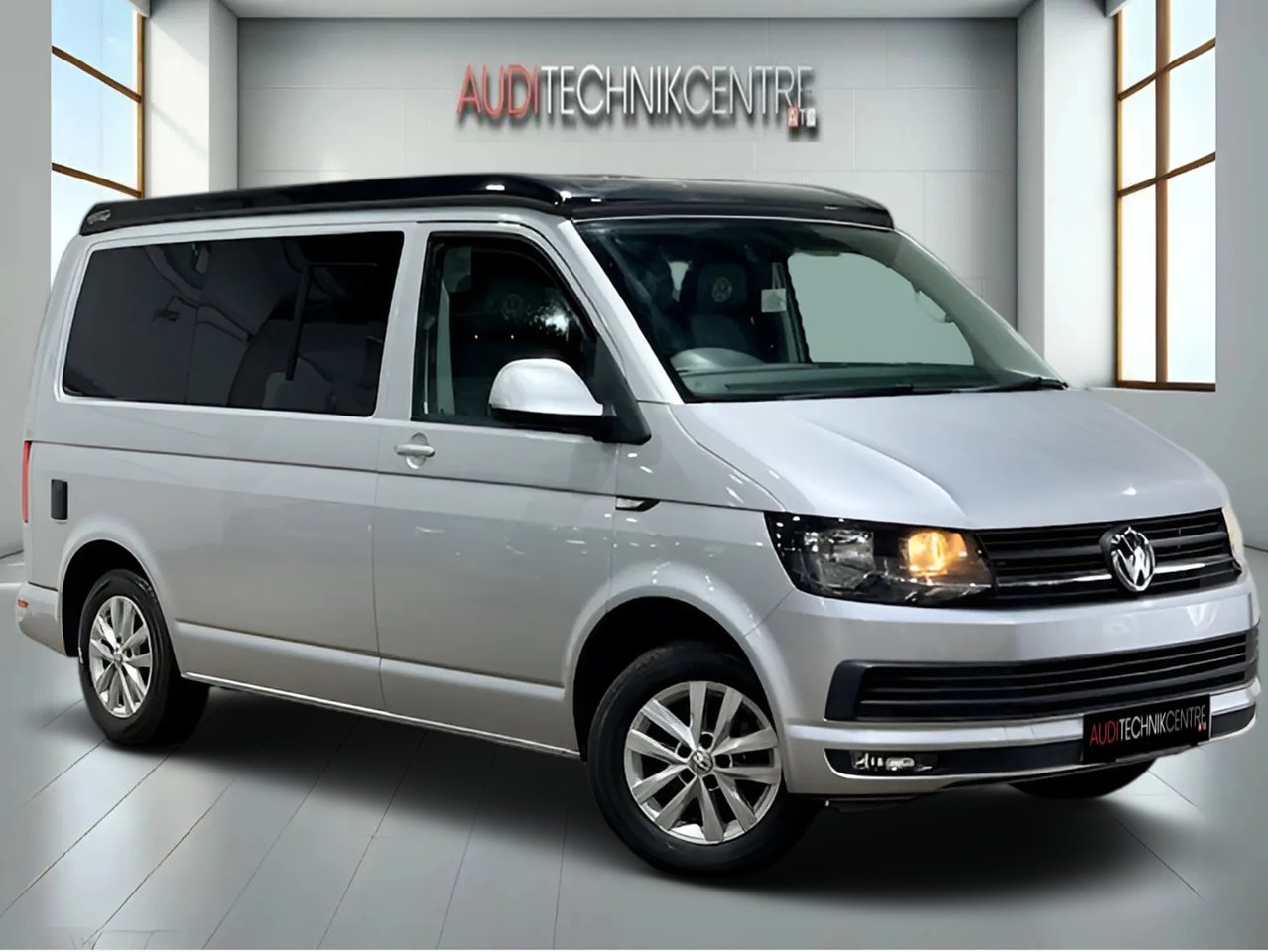 Volkswagen 2.0 TDI T28 BlueMotion Tech Highline Panel Van 5dr Diesel Manual FWD SWB Euro 6 (s/s) (102 ps)