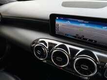 Mercedes-Benz A Class A180d Sport - U1146