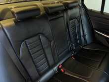 BMW 3 Series 330e Sport Pro - U1155