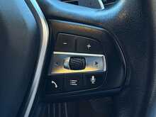 BMW 3 Series 330e Sport Pro - U1155