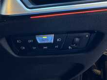 BMW 3 Series 330e Sport Pro - U1155