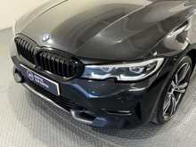 BMW 3 Series 330e Sport Pro - U1155