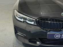 BMW 3 Series 330e Sport Pro - U1155