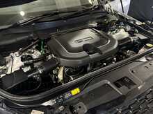 Land Rover Discovery D250 MHEV R-Dynamic SE - U1165