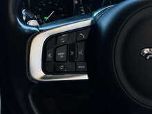 Jaguar XE d R-Sport - U1173