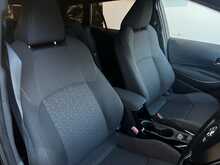 Toyota Corolla VVT-h Icon Tech - U1183