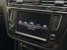 Volkswagen Tiguan TSI BlueMotion Tech SEL - U1202