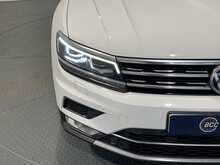 Volkswagen Tiguan TSI BlueMotion Tech SEL - U1202