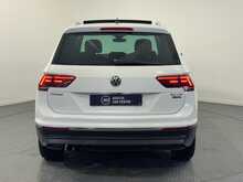 Volkswagen Tiguan TSI BlueMotion Tech SEL - U1202