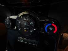 Ford Fiesta Zetec - U1203