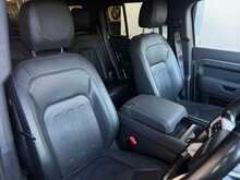 Land Rover Defender 110 D250 MHEV S - U1215