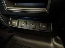 Land Rover Defender 110 D250 MHEV S - U1215