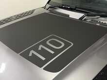 Land Rover Defender 110 D250 MHEV S - U1215