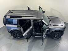 Land Rover Defender 110 D250 MHEV S - U1215