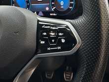 Volkswagen Golf TSI R-Line - U1220