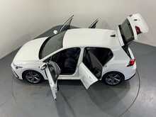 Volkswagen Golf TSI R-Line - U1220