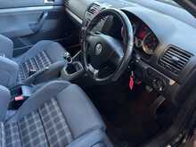 Volkswagen Golf TFSI GTI - U1233