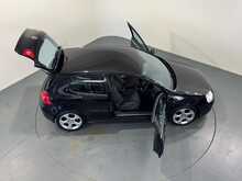 Volkswagen Golf TFSI GTI - U1233