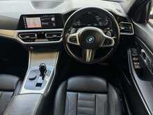 BMW 3 Series 330e M Sport - U1235