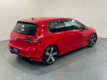 Volkswagen Golf TSI BlueMotion Tech R - U1238