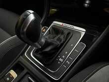 Volkswagen Golf TSI BlueMotion Tech R - U1238