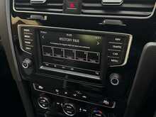 Volkswagen Golf TSI BlueMotion Tech R - U1238