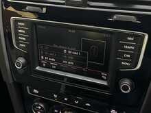 Volkswagen Golf TSI BlueMotion Tech R - U1238