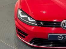 Volkswagen Golf TSI BlueMotion Tech R - U1238