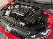 Volkswagen Golf TSI BlueMotion Tech R - U1238