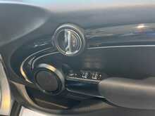 MINI Hatch Cooper Classic - U1260