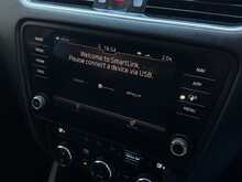 Skoda Octavia TDI SE L - U987