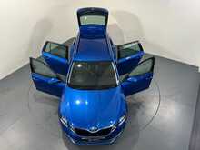 Skoda Octavia TDI SE L - U987