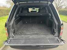 Land Rover Range Rover D300 MHEV Westminster Black