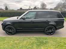 Land Rover Range Rover D300 MHEV Westminster Black